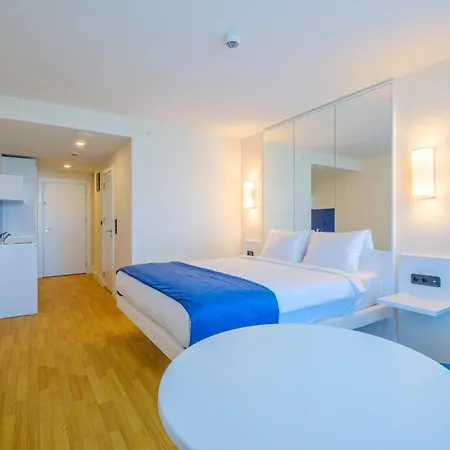 Panorama Center Suite Sea View Batumi Exterior photo